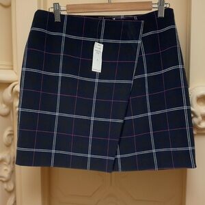 Banana Republic Asymmetrical fold plaid mini skirt size 6